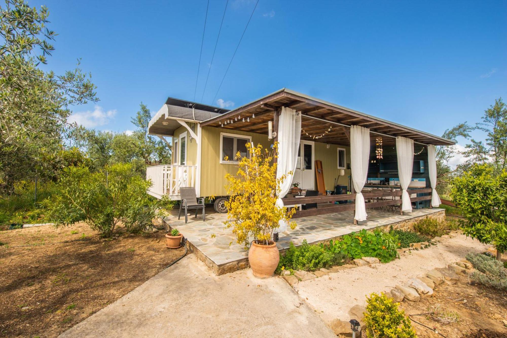 Hakuna Matata Holidays Wooden Lodge With Airco & Pool In Greek Olive Grove Modon Exterior foto